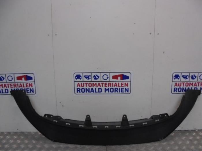 Spoiler avant Golf 6