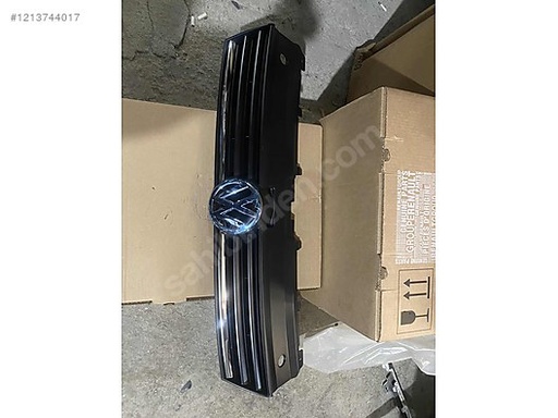 Calendre Polo Sedan Phase 3 Sans Sigle